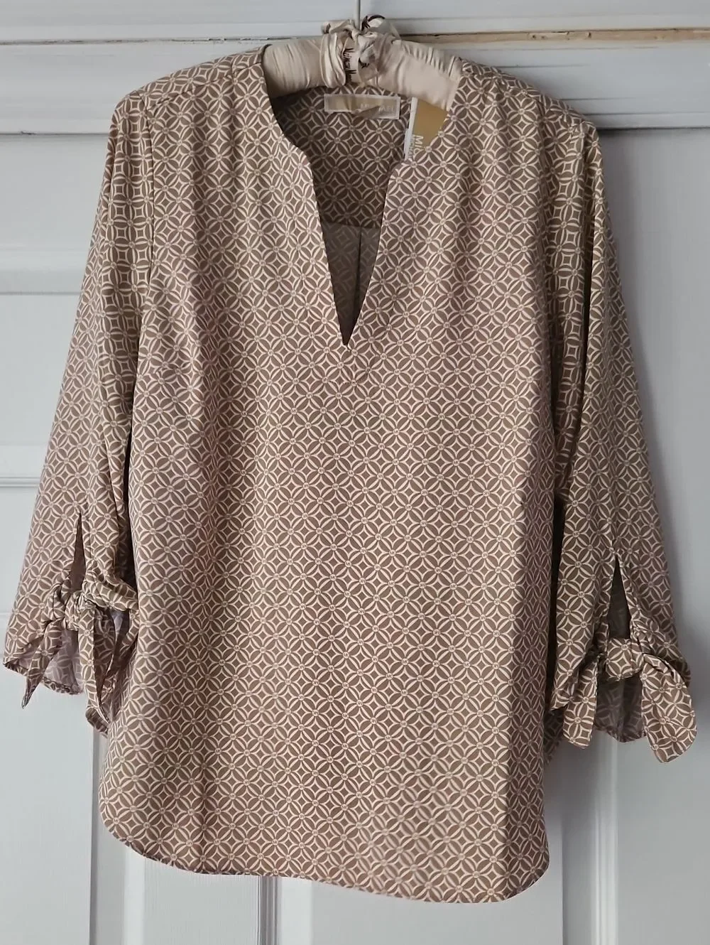 Michael Kors Beige Geometric Print V-Neck Blouse